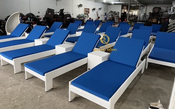 Ghế nằm hồ bơi giả mây QD-592 ghi hình tại xưởng Nội Thất Quang Đông