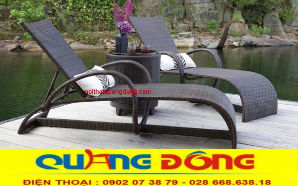 Ghế nằm hồ bơi giả mây tuyệt đẹp lấy cảm hứng giống như ghế tựa lưng Mẫu ghế nằm hồ bơi giả mây QD-582 được thiết kế như một ghế tựa lưng khá thoải mái khi nằm lên chúng tận hưởng một ly trà chiều