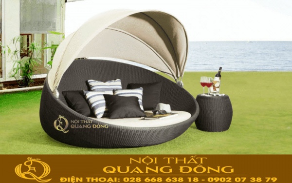 Giường tắm nắng có mái che linh hoạt, nâng cao tiện ích sử dụng