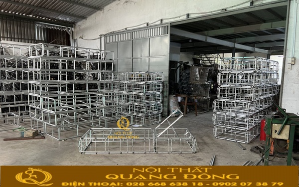 Khung ghế nằm hồ bơi bằng nhôm sơn tĩnh điện