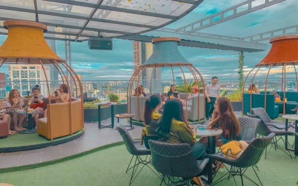 quán Chill Garden Lounge thuộc một trong những tóp quán cafe đẹp nhất quận 1
