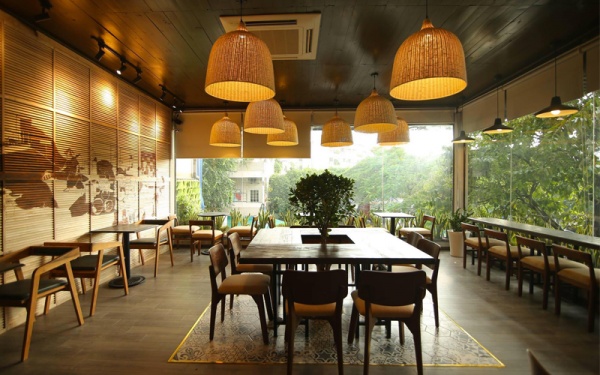 Gentlemen’s Coffee quán cà phê rộng rãi view đẹp ở quận 4 để học tập và làm việc