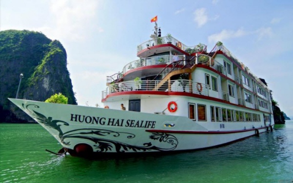 Tàu du lịch sealife hương hải hạ long