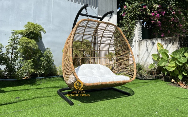Xích đu cho sân vườn đan sợi mây nhựa tròn bản lớn, thiết kế dùng cho 2 người QD-427
