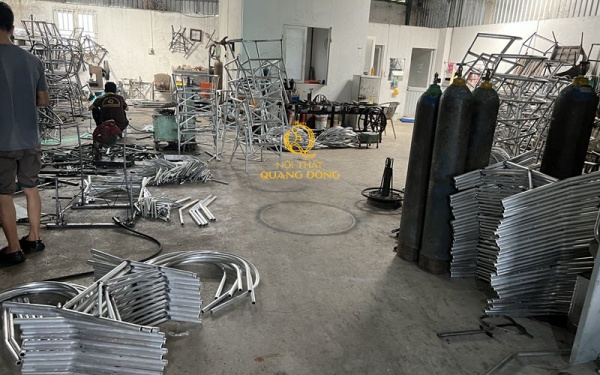 Xưởng sản xuất Nội thất Quang Đông tại 16b, đường 156, Bình Mỹ