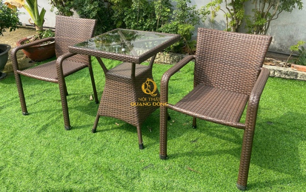 Bộ bàn ghế giả mây QD-326 sử dụng 2 ghế 1 bàn cho không gian nhỏ