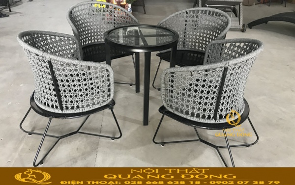 Bộ bàn ghế giả mây QD-2055 đan dây dù siêu bền với thiết kế chân ghế quỳ độc đáo