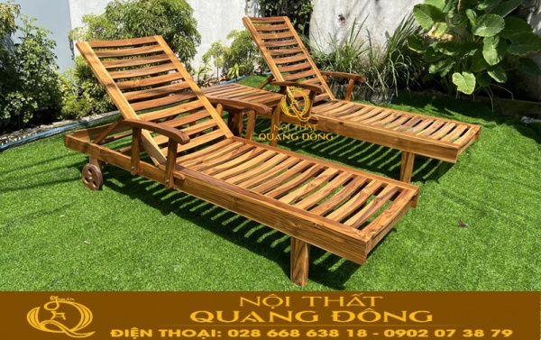 Ghế nằm hồ bơi QD-1006 sử dụng gỗ teak tự nhiên, sơn dầu bảo quản bền đẹp