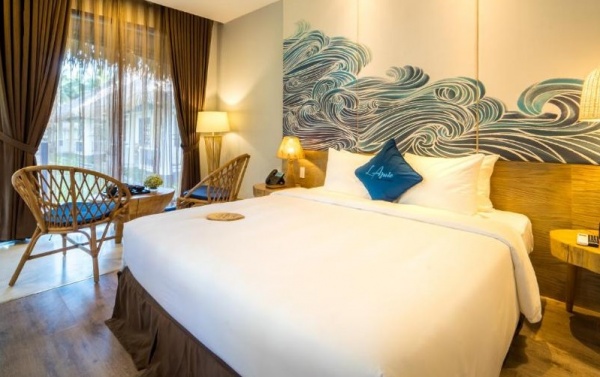 Phòng ngủ tại L’Azure Resort & Spa phú quốc