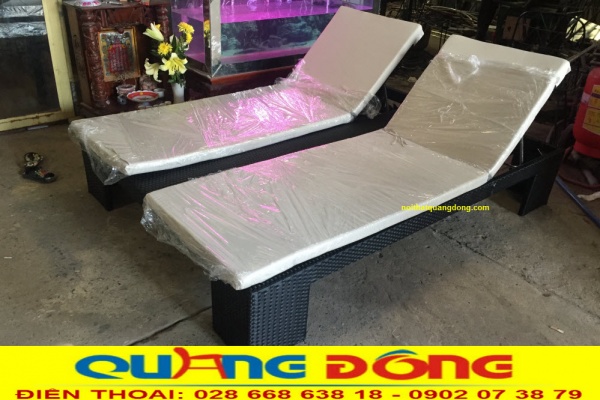 Ghế nằm đôi dùng cho 2 người nằm thư giãn tắm nắng Ghế nằm hồ bơi đôi QD-507 mà Nội Thất Quang Đông sản xuất theo yêu cầu của khách hàng