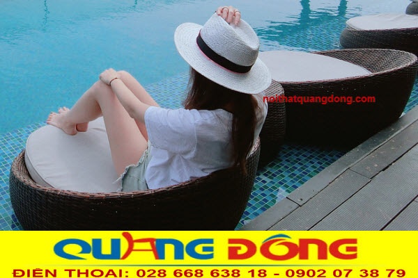 Mẫu ghế nằm hồ bơi ngâm dưới nước,  ghế hồ bơi giả mây