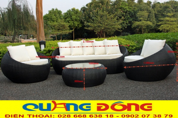 Mẫu sofa ngoài trời thiết kế mới lạ tạo điểm nhấn đẹp cho khu vườn