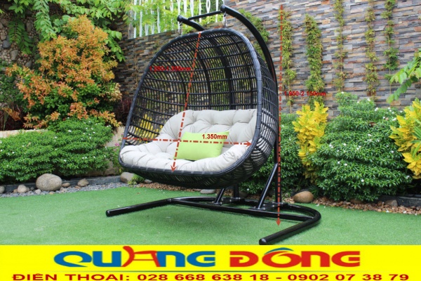 Những chiếc xích đu bằng mây nhựa của nhà sản xuất công ty TNHH nội thất Quang Đông mang giá trị sử dụng cao,  với thiết kế đẹp mắt, phù hợp với nhiều không gian.
