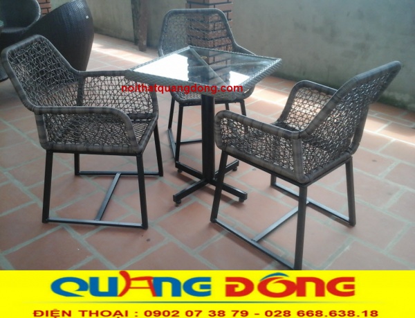 Mẫu bàn ghế giả mây QD-305 đẹp, độc, lạ. sản phẩm phù hợp với quán cafe có thiết kế phong cách cổ điển sang trọng