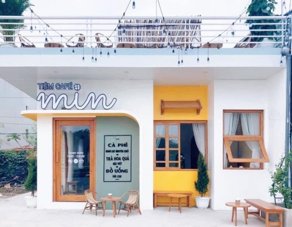 quán cà phê Min là một trong những quán có diện tích ko quá lớn nhưng được decor rất xịn xò