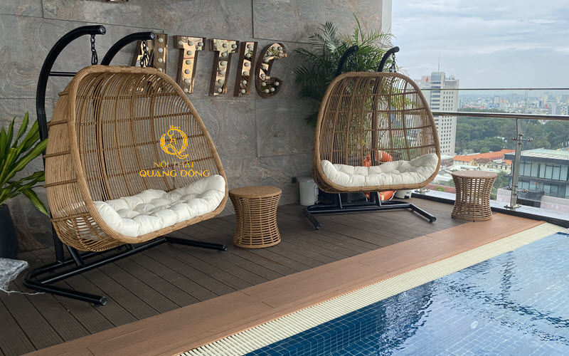 Top mẫu xích đu mây nhựa vật dụng trang trí cho sân vườn