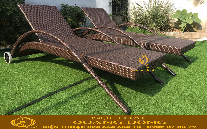 Ghế nằm hồ bơi mây nhựa màu nâu bền đẹp tại Nội thất Quang Đông