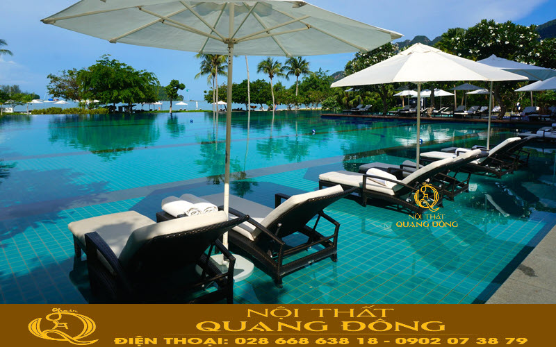 Ghế hồ bơi mây nhựa mang lại sự thư giãn trọn vẹn và thoải mái