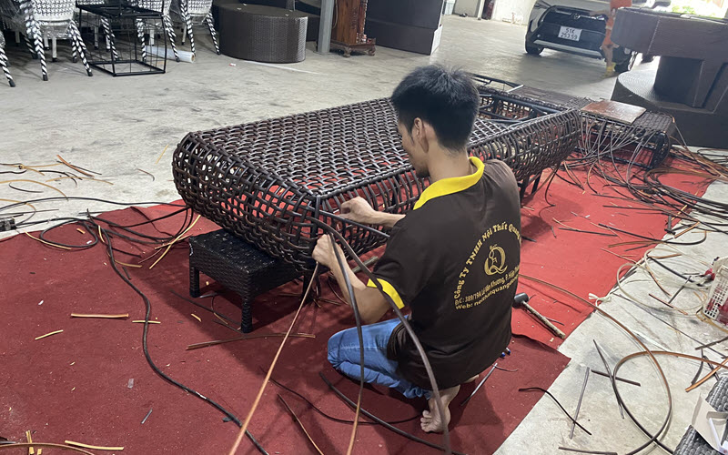 Ghế nằm hồ bơi mây nhựa tại Nội thất Quang Đông sử dụng sợi mây nhựa PE cao cấp chuyên dụng ngoài trời
