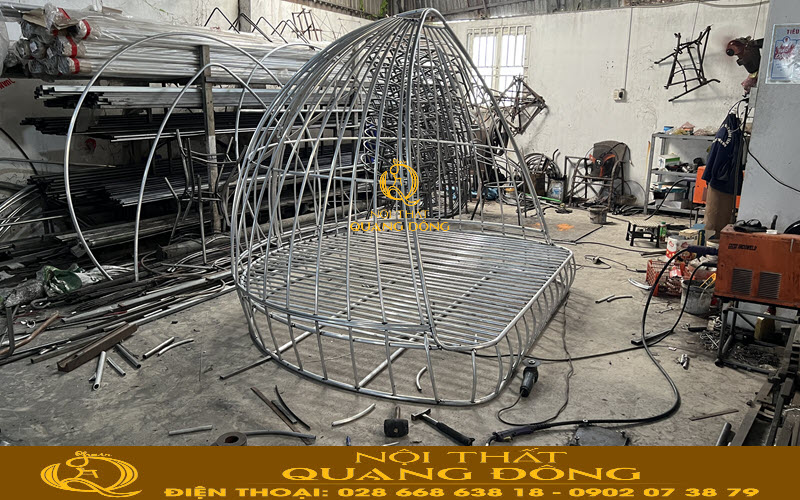 Giường tắm nắng giả mây QD - 533 có khung bằng thép sơn tĩnh điện chắc chắn và bền bỉ