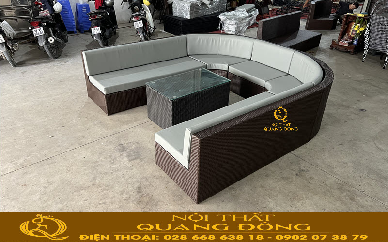Sofa mây nhựa QD-602 mới hoàn thiện tại xưởng Nội thất Quang Đông