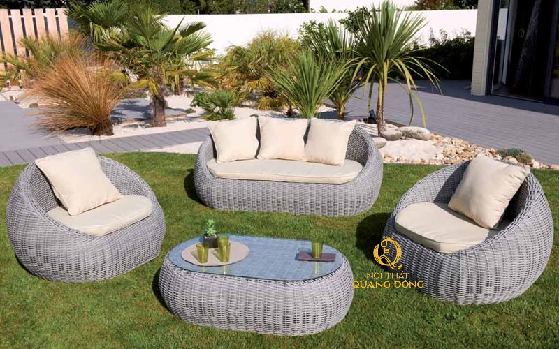 Bàn ghế giả mây thiết kế sang trọng và mang nét đẹp tự nhiên, gần gũi