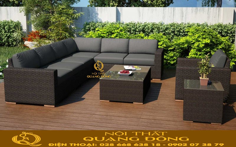 Sofa mây nhựa QD-729 sử dụng kèm nệm màu xám sang trọng từ sự nhẹ nhàng, không quá sặc sở