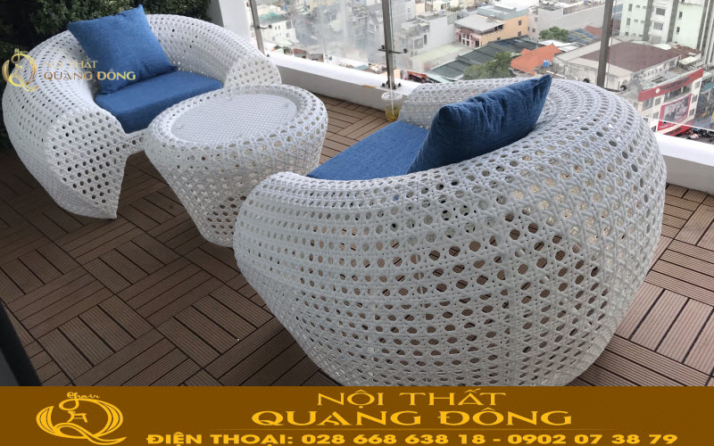 Bàn ghế giả mây QD-2025 kiểu đan mắt cáo, hình dáng ghế to đẹp mắt