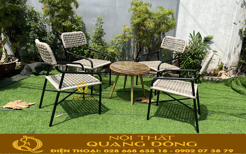 Bộ bàn ghế giả mây QD-2105 bàn tròn trưng bày ngoài trời