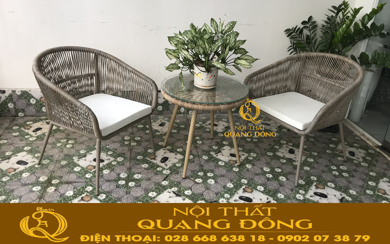 Mẫu bàn 2 ghế cho ban công, sân vườn bằng nhựa giả mây sợi tròn cao cấp QD-328