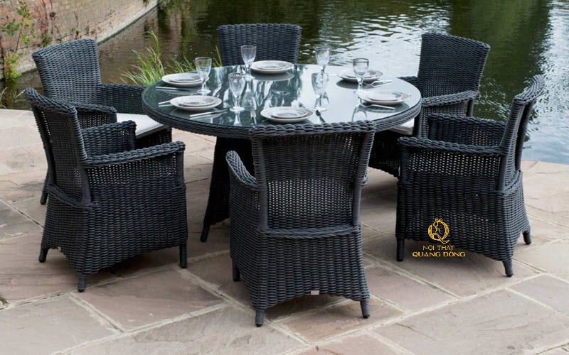 Bàn ghế giả mây làm từ sợi mây nhựa tròn