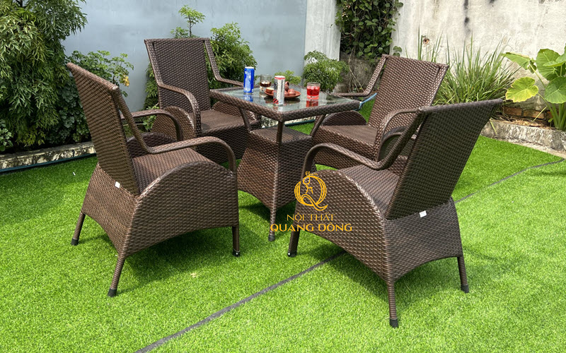 Bàn ghế giả mây màu nâu giả gỗ bền đẹp