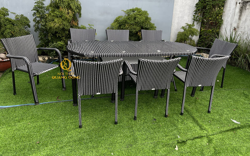 Bàn ghế giả mây giải pháp kinh tế và hiệu quả lâu dài nhờ giá thành hợp lý 