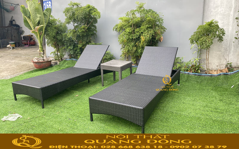 Ghế hồ bơi giả mây QD - 248 có phần chân ghế được thiết kế chắc chắn chống trơn trượt