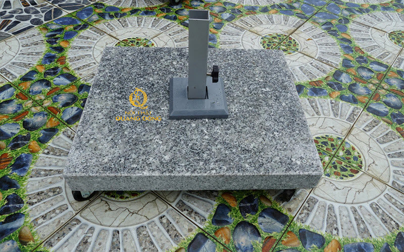 Đế dù đá Granite nặng 65kg