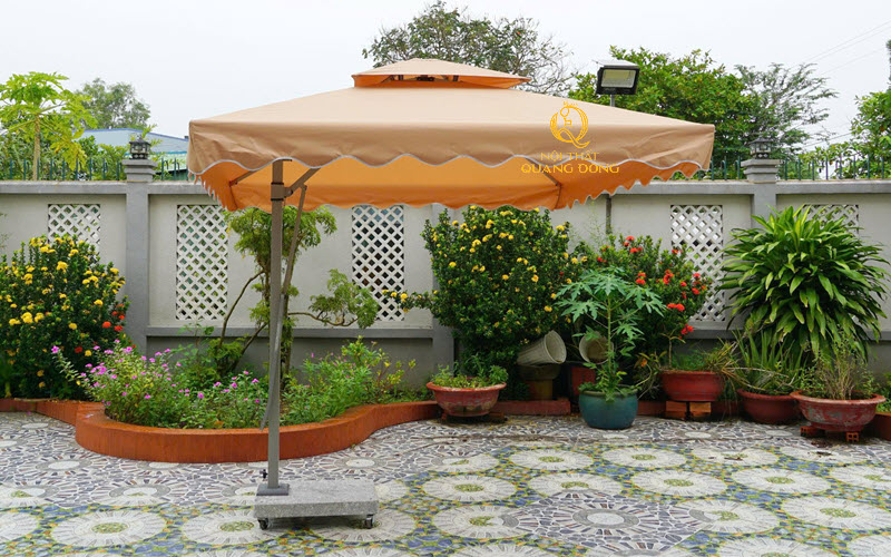 Dù lệch tâm 2.5m phù hợp nhiều không gian