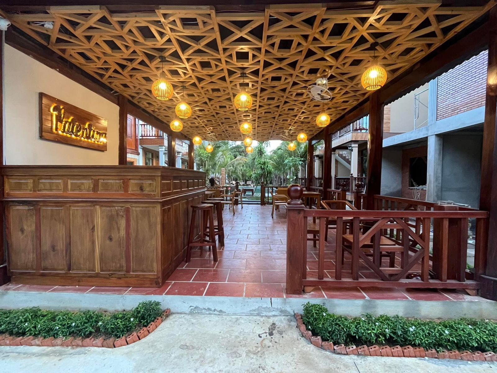 sảnh tiếp khách của khu nghĩ dưỡng Valentina Villas Phú Quốc sang trọng phá cách