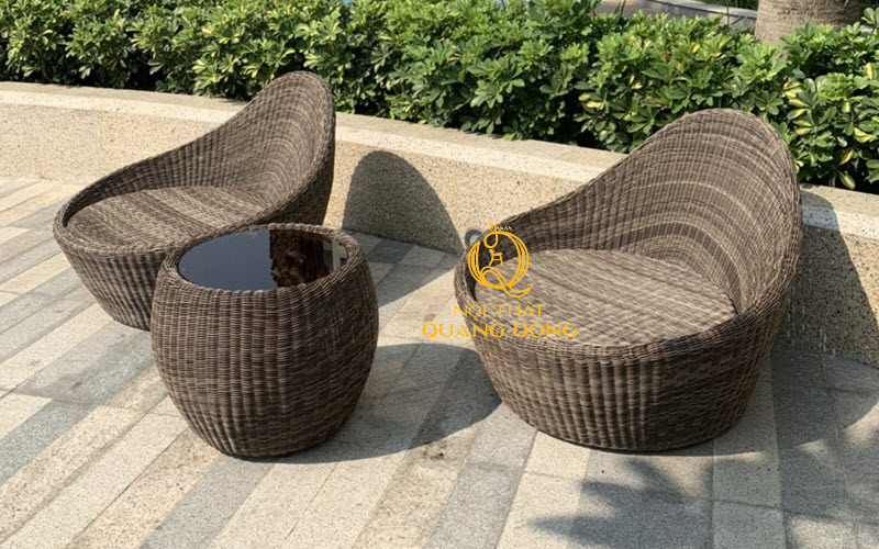 Vệ sinh bàn ghế giả mây định kỳ đúng cách giúp tăng tuổi thọ sản phẩm