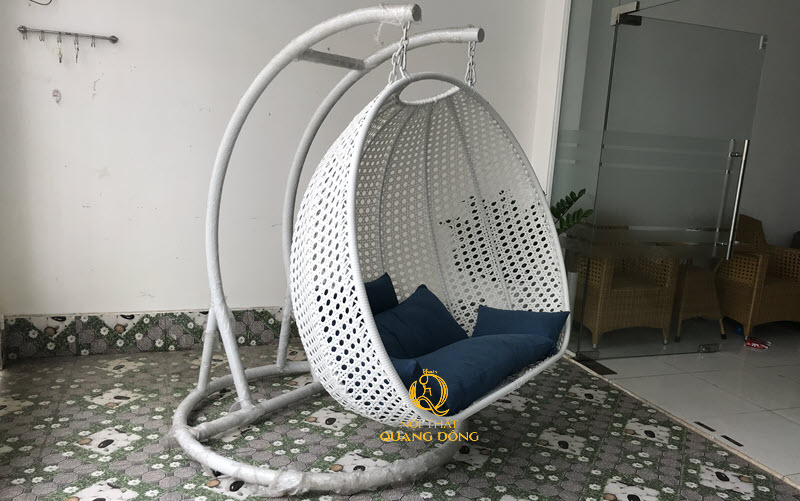 Xích đu đôi mây nhựa QD-422 với sợi mây nhựa cao cấp